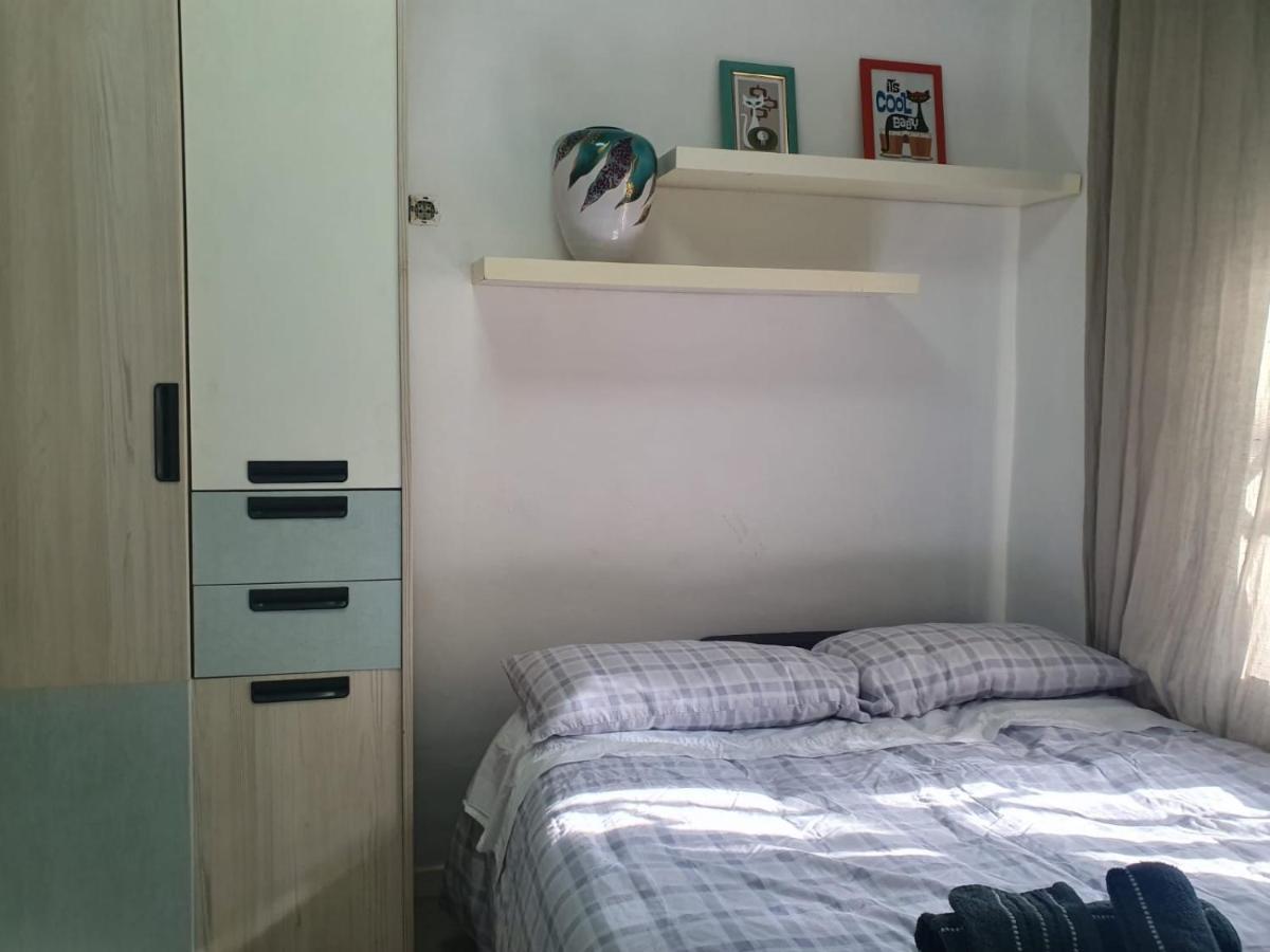 Studio Or Rooms With Private Bathroom Or Rooms With Shared Bathroom Barcelona Zewnętrze zdjęcie