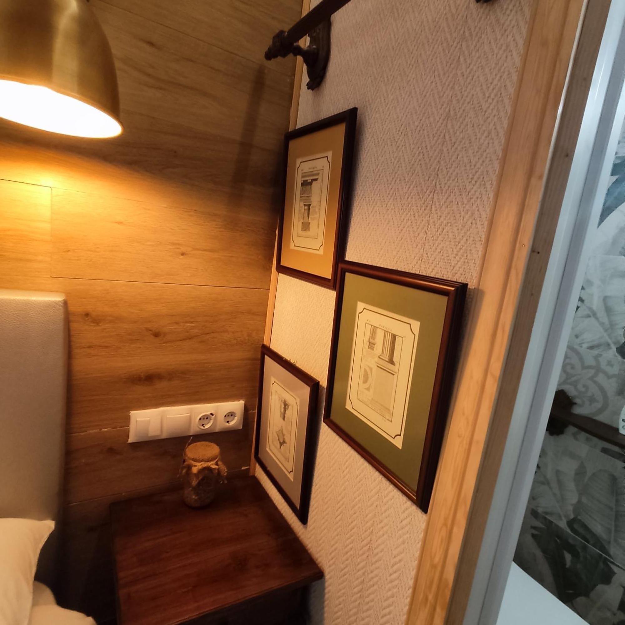 Studio Or Rooms With Private Bathroom Or Rooms With Shared Bathroom Barcelona Zewnętrze zdjęcie