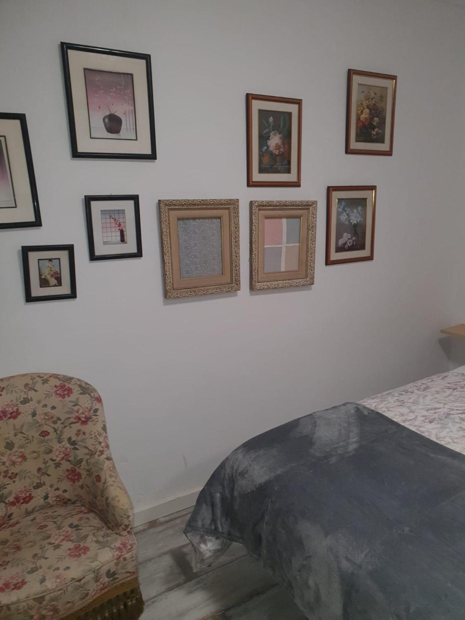 Studio Or Rooms With Private Bathroom Or Rooms With Shared Bathroom Barcelona Zewnętrze zdjęcie