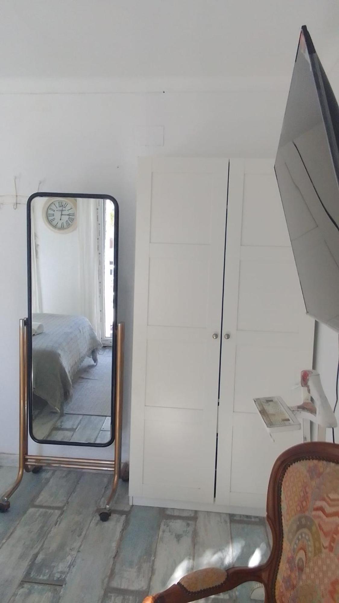 Studio Or Rooms With Private Bathroom Or Rooms With Shared Bathroom Barcelona Zewnętrze zdjęcie